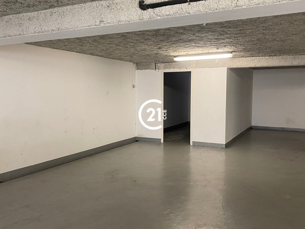 Century 21 CCE, LOCATION Garages / Parking, réf : 1934 / 723241