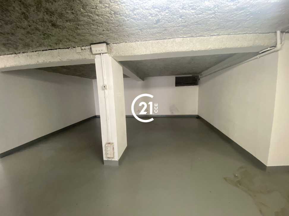 Century 21 CCE, LOCATION Garages / Parking, réf : 1934 / 723241